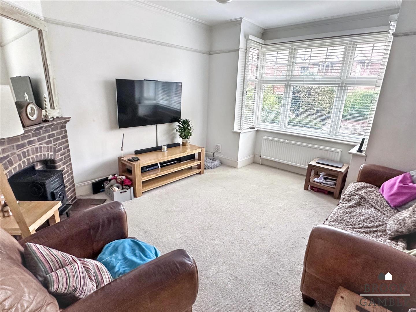 3 Bedroom House. Milton Road in Eastbourne, 3